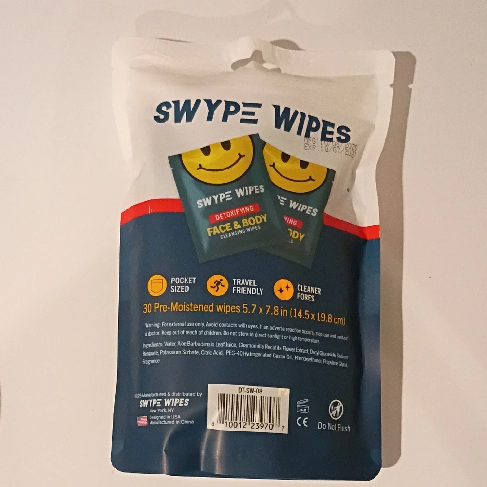 Swype Wipes Detoxifying Face & Body Cleansing Wipes. 30 Pre-moistened Wipes